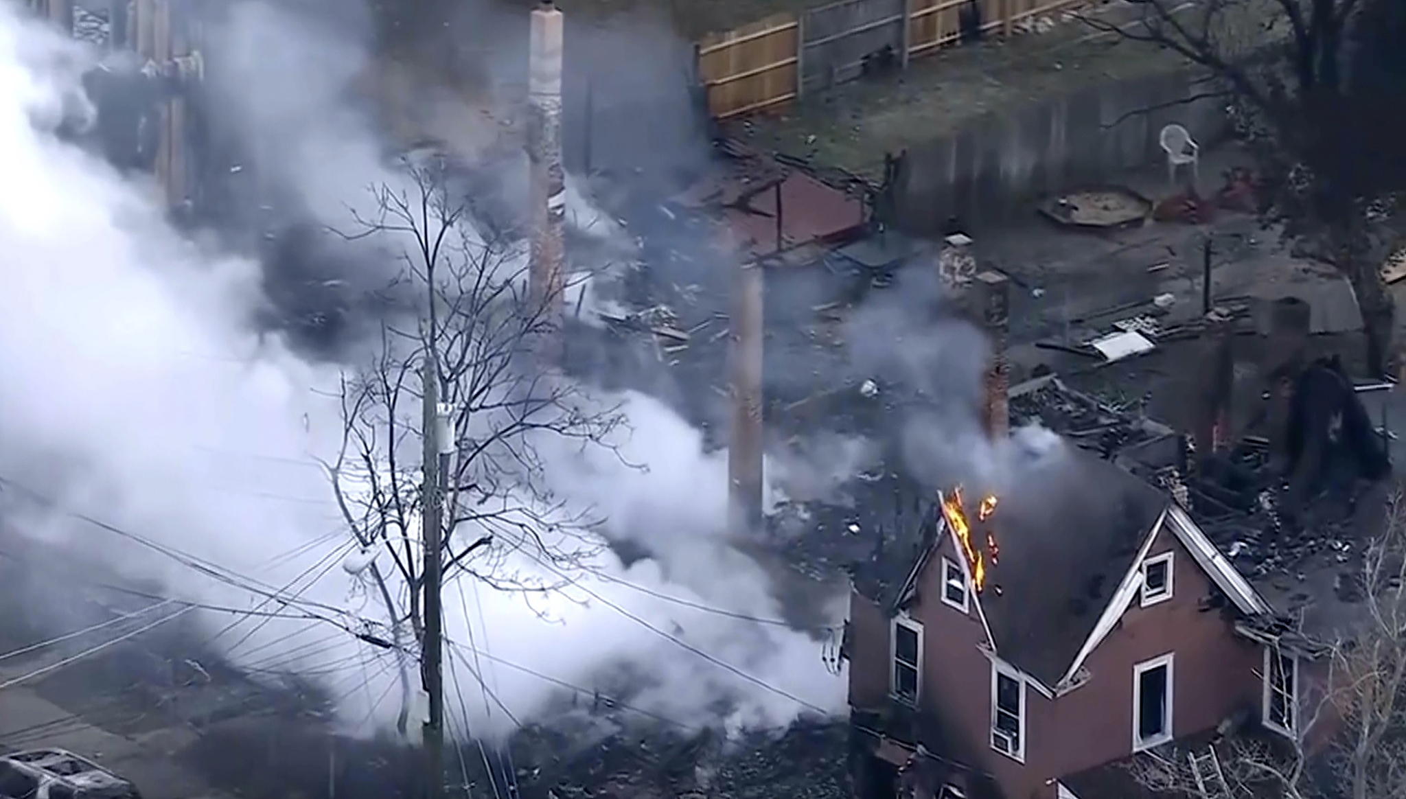 Houses damaged from a fire in Millville, New Jersey, U.S., April 10, 2025. /VCG